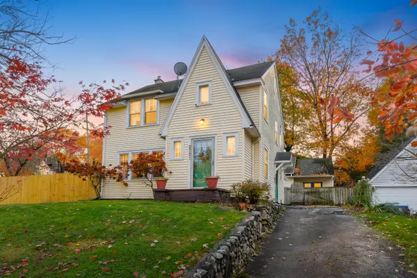 2731 Bronson Boulevard, Kalamazoo, MI 49008