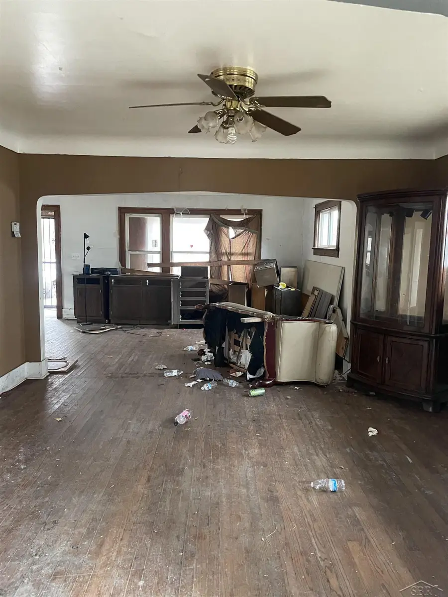 1407 Greenway Avenue, Flint, MI 48504 - #2