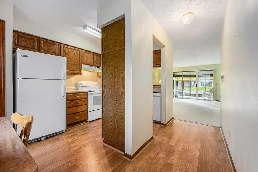 4886 Weston Avenue Building: D, Kalamazoo, MI 49006 - Image #2