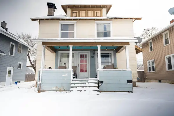 1525 W Saginaw Street, Lansing, MI 48915