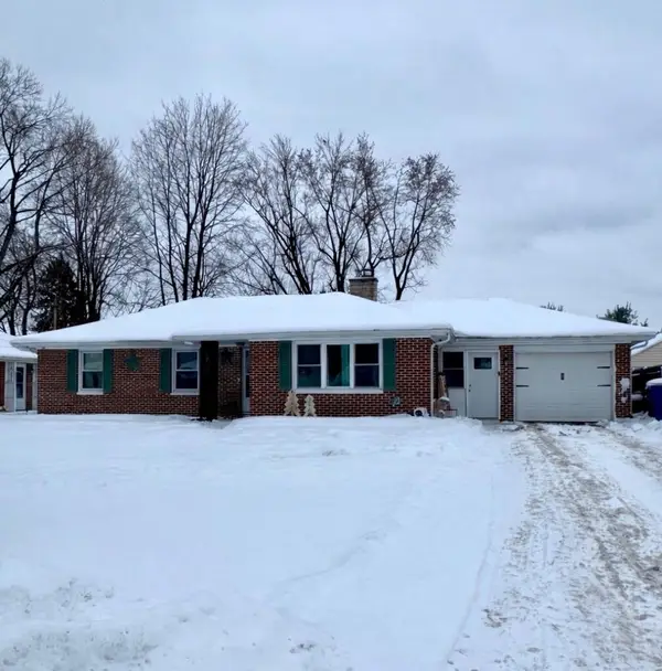 2910 Parchmount Avenue, Kalamazoo, MI 49004