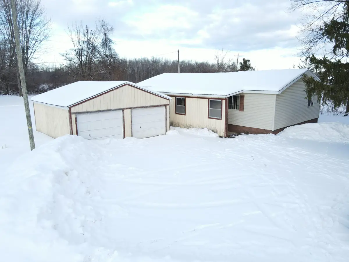 39024 47th Avenue, Waverly, MI 49079 - Image #1