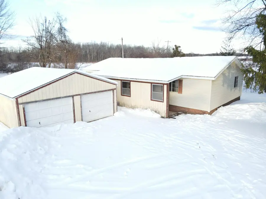 39024 47th Avenue, Waverly, MI 49079 - Image #2