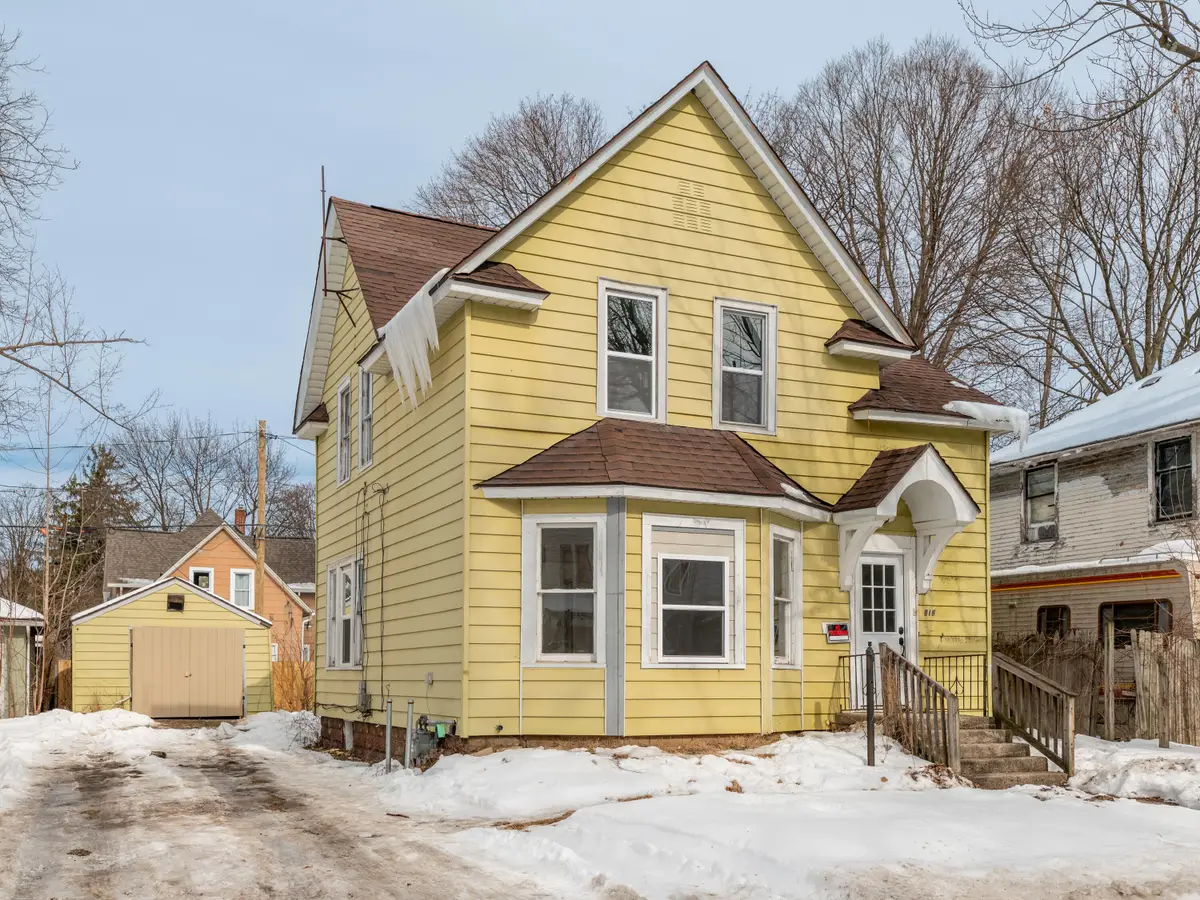 915 Hays Park Avenue, Kalamazoo, MI 49001 - #1