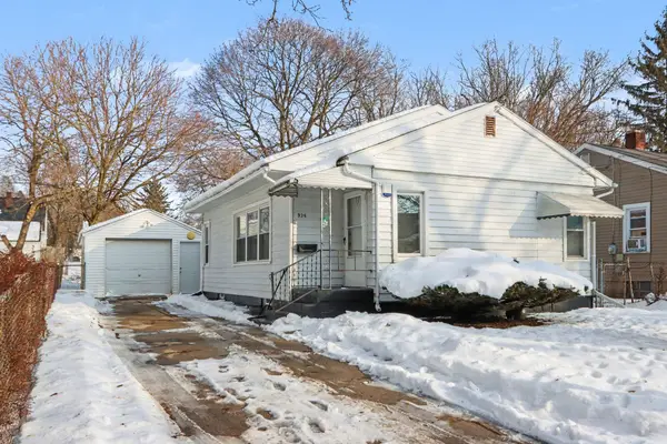 936 Dwight Avenue, Kalamazoo, MI 49048