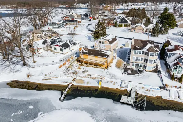 963 Treasure Island Drive, Unknown, MI 49071