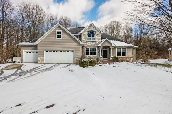 7196 Turkey Glen Trail, Kalamazoo, MI 49009