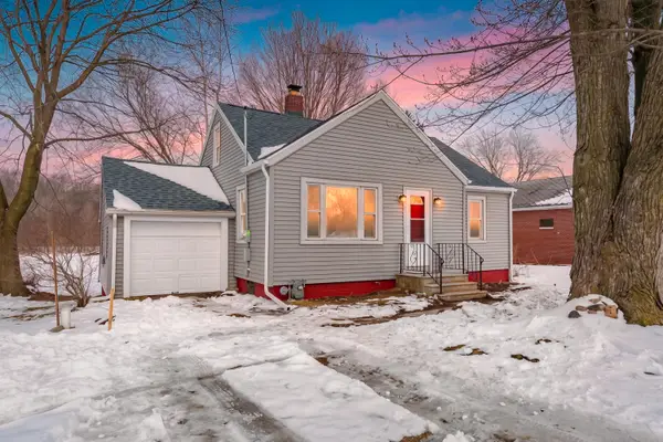 7349 Red Arrow Highway, Watervliet, MI 49098