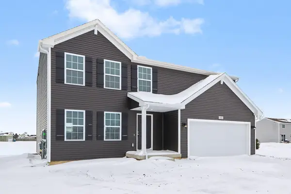 49070 Silver Oaks W, Mattawan, MI 49071