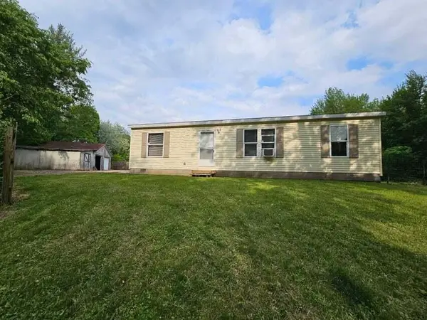 704 38th Street, Allegan, MI 49010