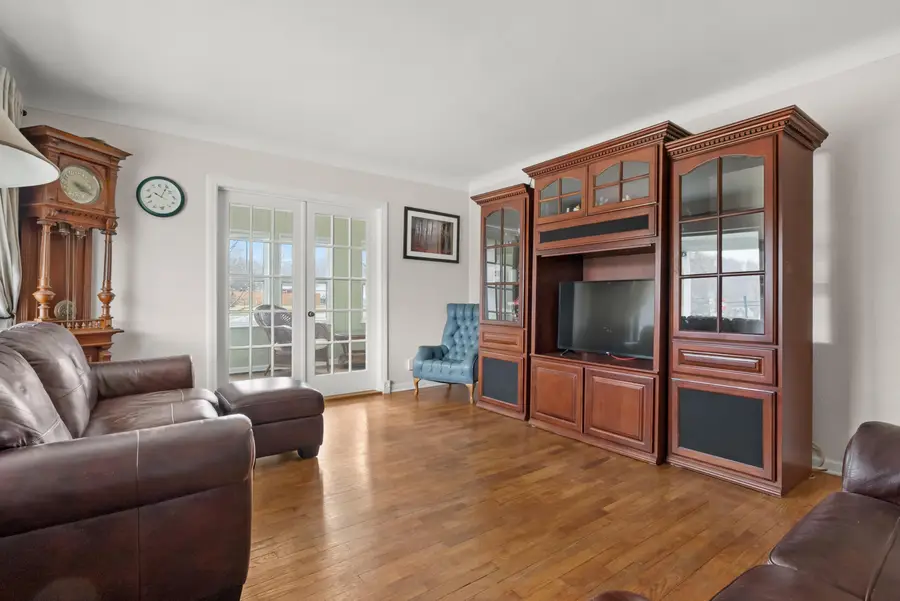 2350 E B Avenue, Plainwell, MI 49080 - #2