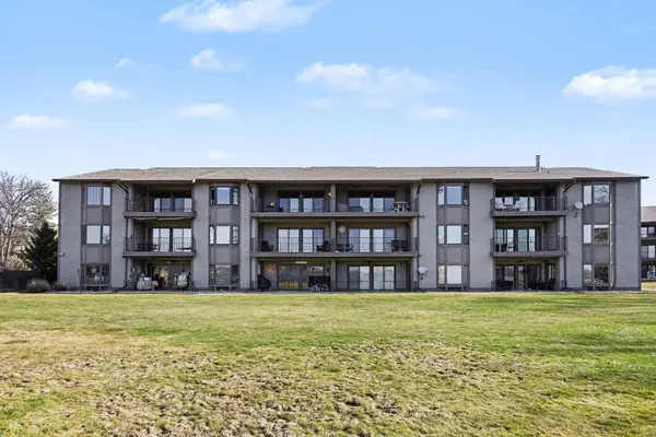 3 Hiawatha Cove Trail Unit: 2, BattleCreek, MI 49015