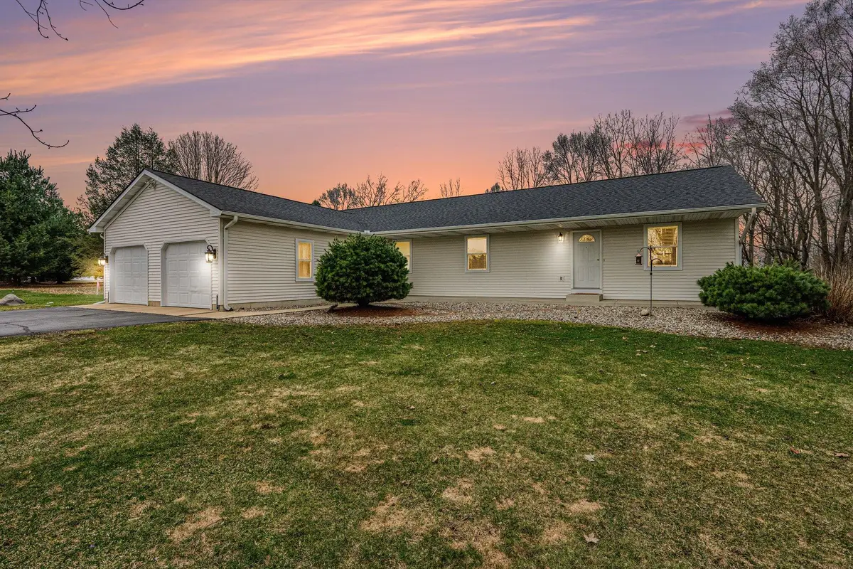 152 W D Avenue, Kalamazoo, MI 49009 - #1