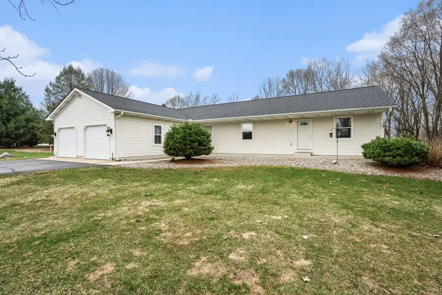 152 W D Avenue, Kalamazoo, MI 49009 - #2