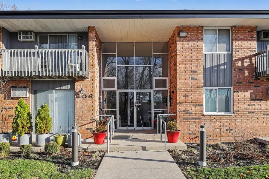 606 Lynn Avenue Unit: 1, Kalamazoo, MI 49008 - #2