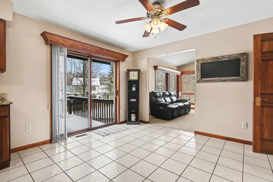 2731 Hunters Point, Kalamazoo, MI 49048 - #3