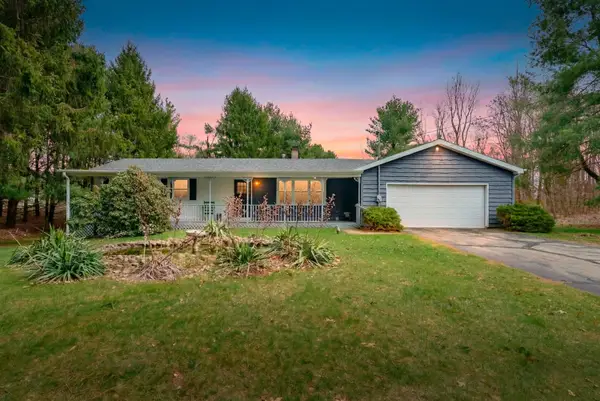 5251 S 6th Street, Kalamazoo, MI 49009