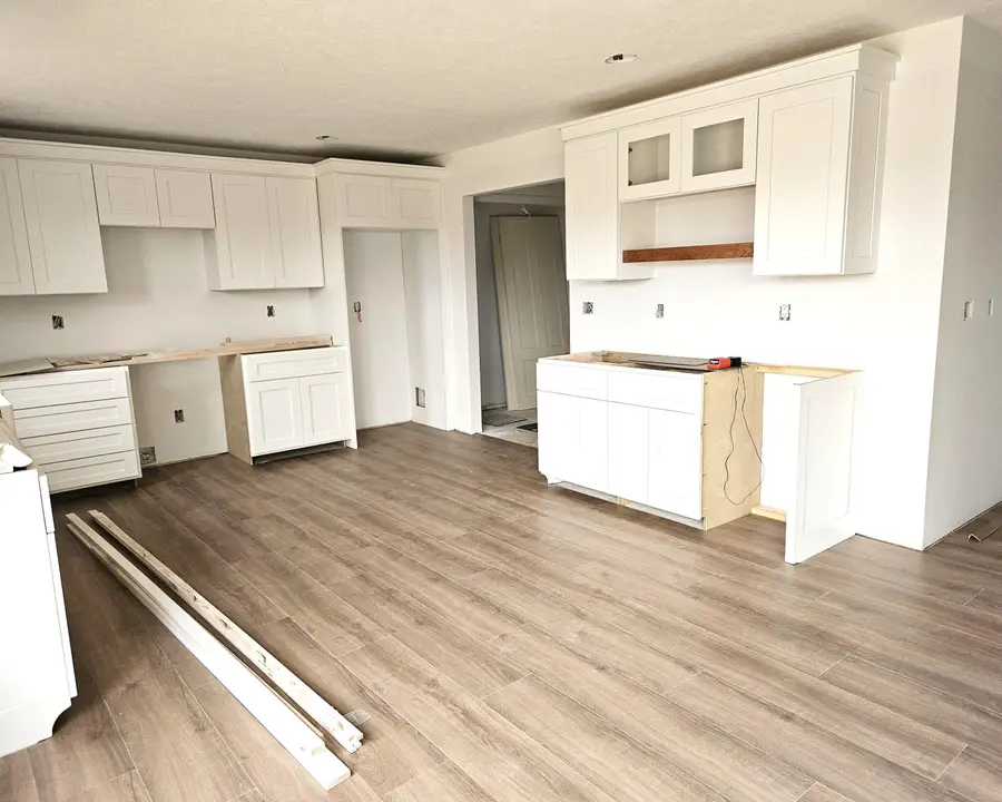 51489 Willis Street, Mattawan, MI 49071 - #2