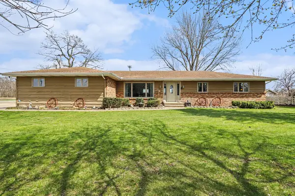 55019 N Fisher Lake Road, ThreeRivers, MI 49093