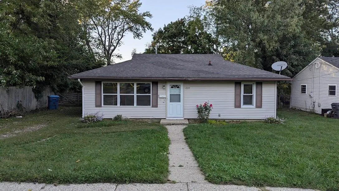 2211 Roseland Avenue, Kalamazoo, MI 49001 - #1