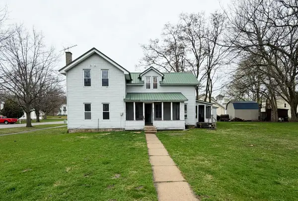 112 W Clinton Street, Augusta, MI 49012