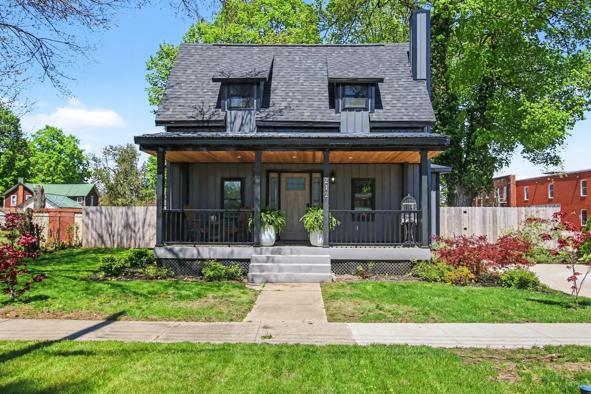 212 W Cass Street, Bangor, MI 49013 - #1