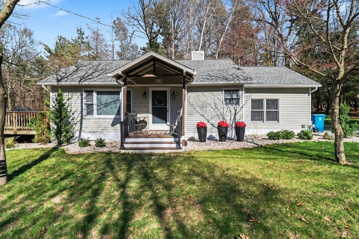 90 S Clymer Street, Pentwater, MI 49449 - #1