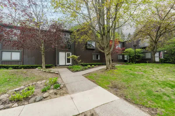 114 Lanark Court Unit: C, Kalamazoo, MI 49006