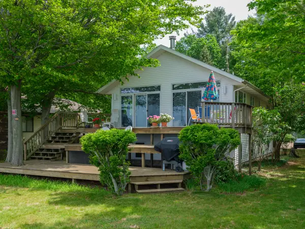 1192 Cherry Drive, SouthHaven, MI 49090