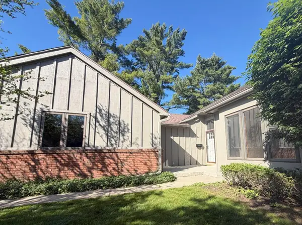 213 Raintree Circle Unit: 55, Kalamazoo, MI 49006