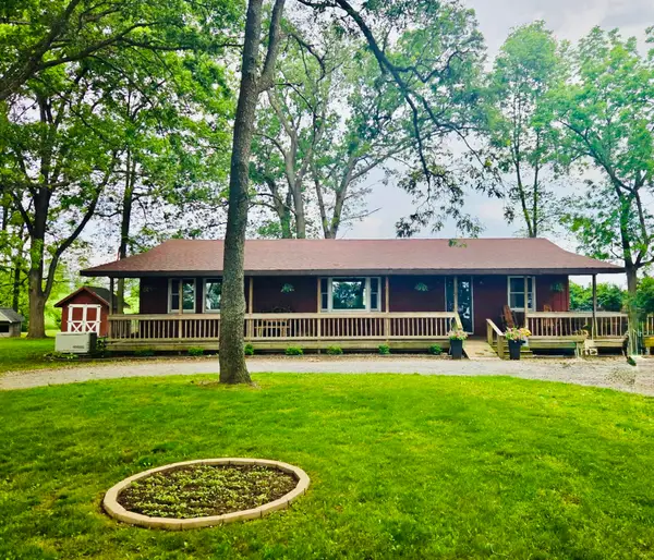 30069 Brandt Road, Colon, MI 49040