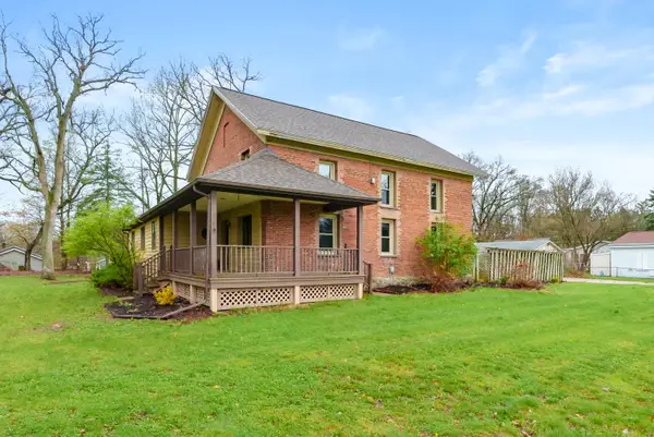 10518 Stadium Drive, Kalamazoo, MI 49009