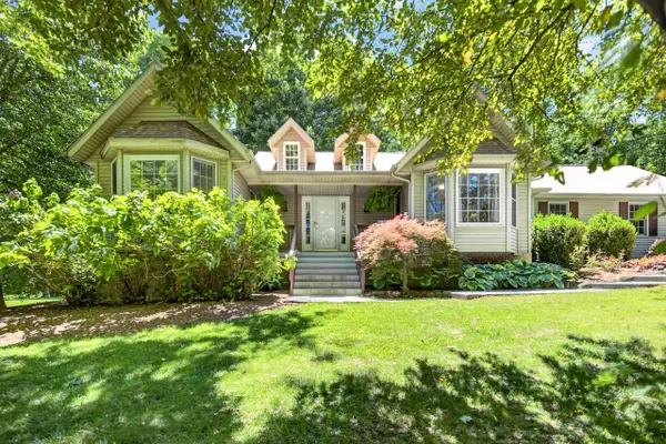 16 Christian Road, BattleCreek, MI 49014