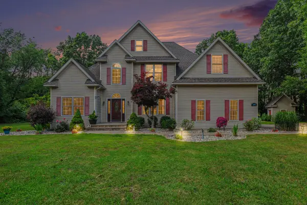 3297 W Front Street, Buchanan, MI 49107