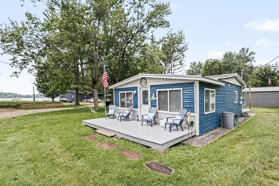 43394 Elm Street, Bangor, MI 49013 - #2