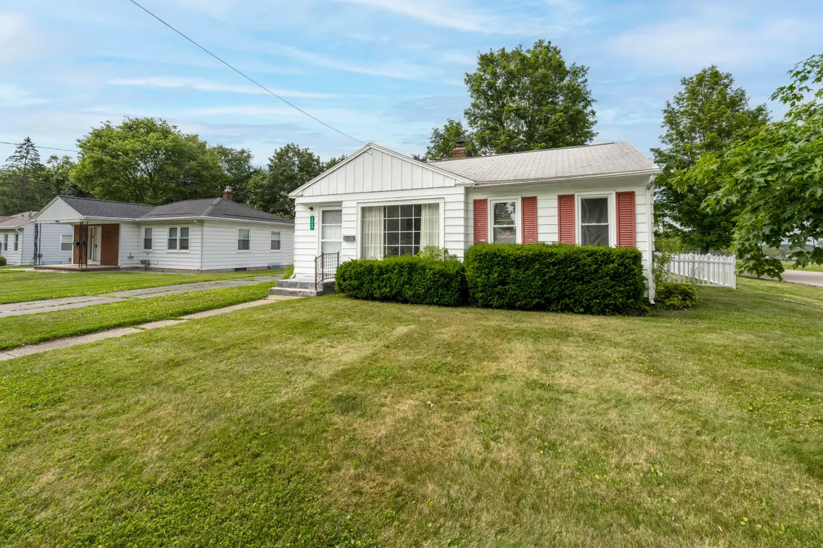 2009 Cambridge Drive, Kalamazoo, MI 49001 - #1
