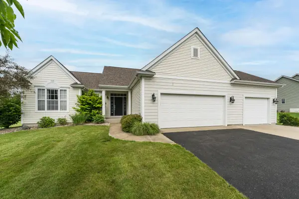 7597 Prairie Crossing Lane, Kalamazoo, MI 49004