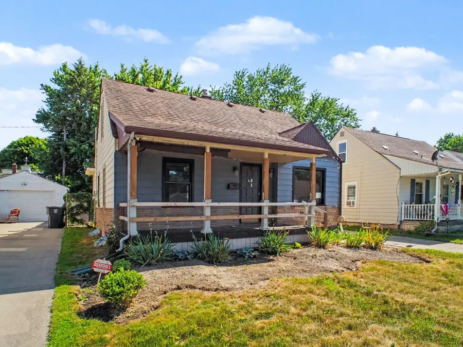 623 Clinton Street, Flint, MI 48507 - #3