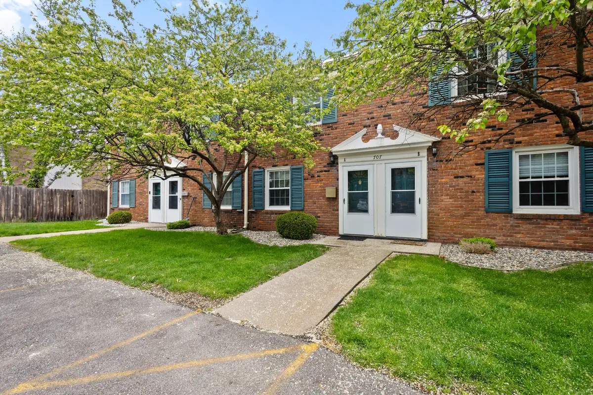 707 Garland Circle Unit: A, Kalamazoo, MI 49008 - #1