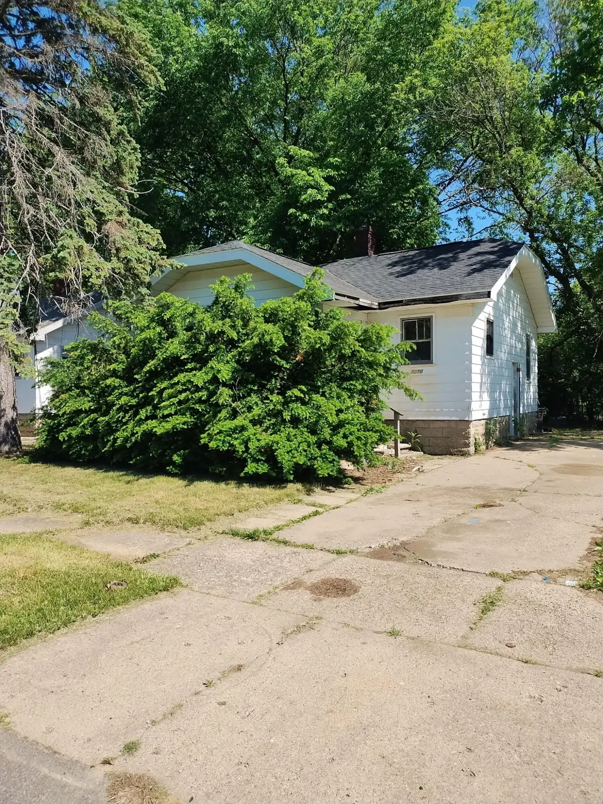 2110 Wolcott Street, Flint, MI 48504 - #1