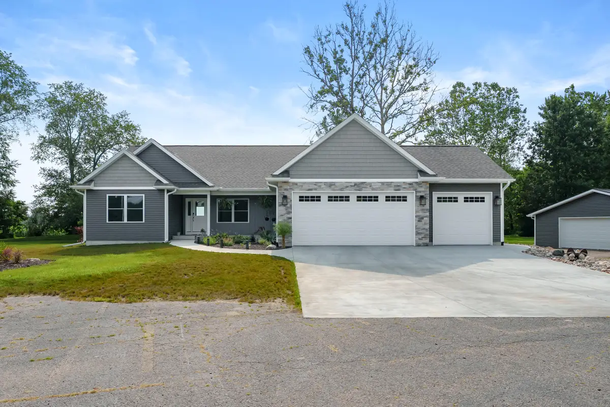315 Prairiewood Drive, Otsego, MI 49078 - #1
