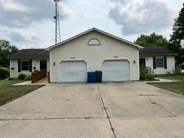 4225 Chelten Avenue, Kalamazoo, MI 49006