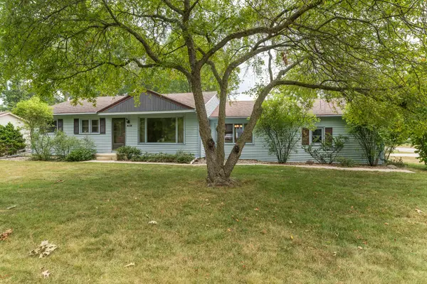 8433 Newells Lane, Portage, MI 49002