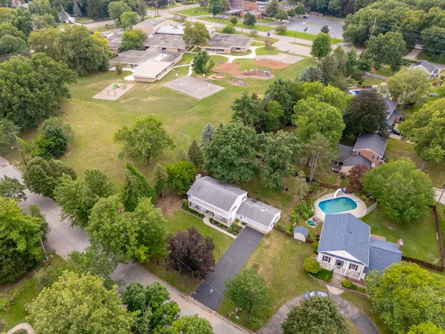 2222 Aberdeen Drive, Kalamazoo, MI 49008 - #3