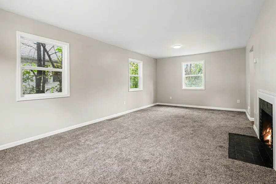 977 Ogden Avenue, Benton Harbor, MI 49022 - #3