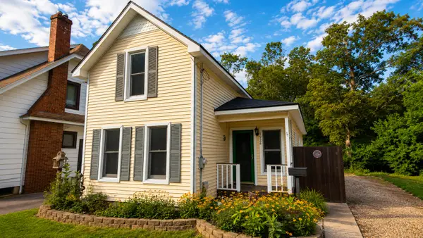 1926 Oakland Drive, Kalamazoo, MI 49008