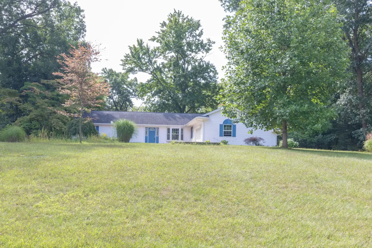15593 Shady Lane, Flowerfield, MI 49093 - #1