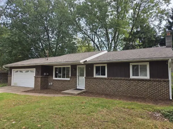 1422 Lake Avenue, Portage, MI 49002