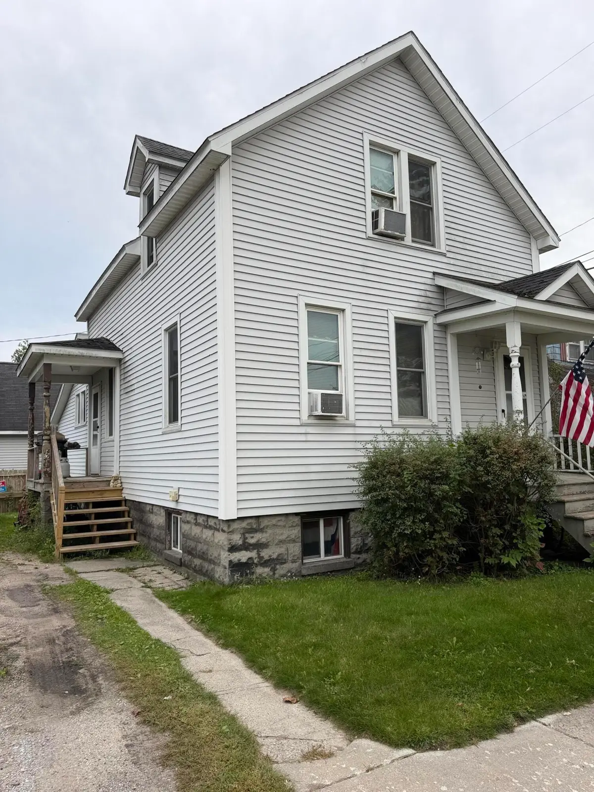 210 S 7th Avenue, Alpena, MI 49707 - #1
