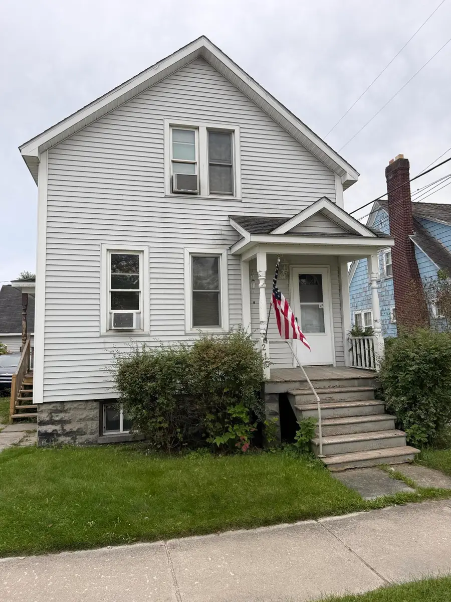 210 S 7th Avenue, Alpena, MI 49707 - #2